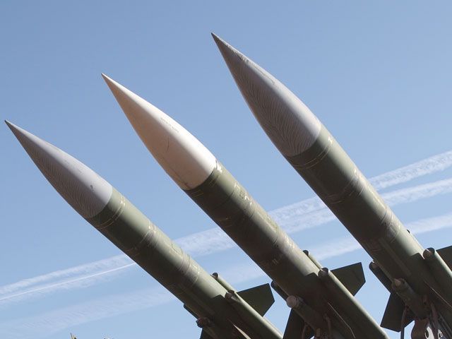 Власти КНДР назвали ракетные учения отработкой ударов по базам США в Японии