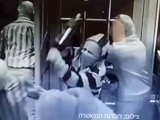 Задержаны подозреваемые в ограблении ювелирного магазина в Тель-Авиве  