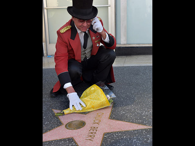 Звезда Чака Берри на Аллее славы в Голливуде. 18 марта 2017 года