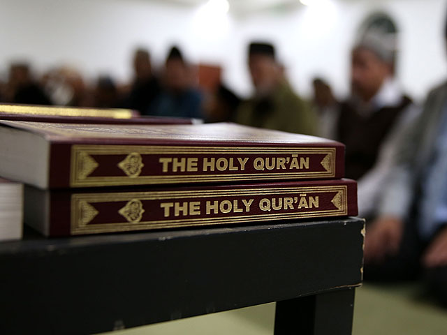Три американки, перешедшие в ислам, издали Коран на английском &#8211; для боевиков ИГ    