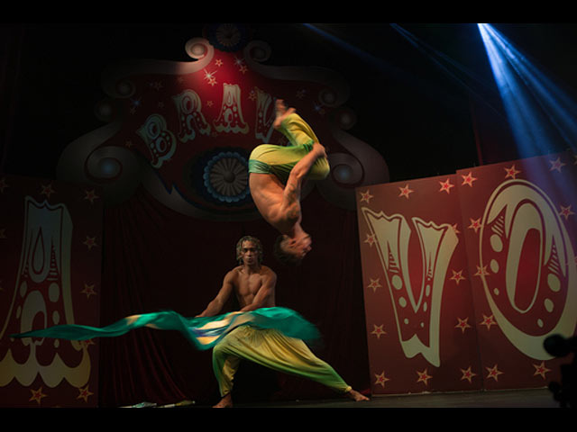 Во время весенних каникул в городах Израиля можно будет увидеть шоу цирка "Браво" Jumping to Brazil 