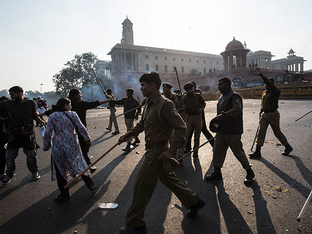 Протесты в Индии: трое убитых  