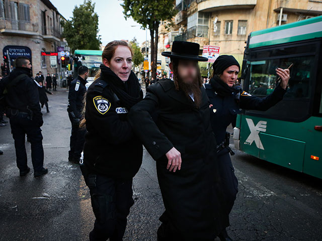 Предъявлены обвинения "харедим", перекрывавшим улицы в Иерусалиме  
