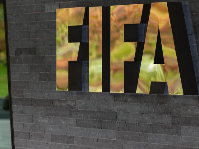 ФИФА ответила сенатору Блюменталю: мы за мир. Чемпионат из России переносить не будем