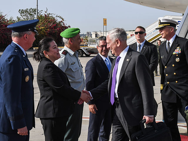 В Израиль с официальным визитом прибыл глава Пентагона Джеймс Мэттис    
