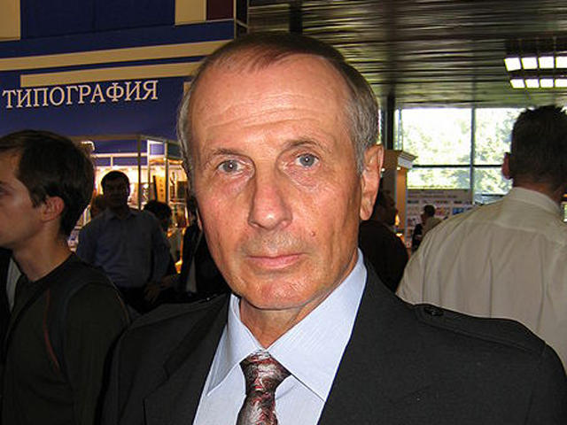 Михаил Веллер в 2005 году