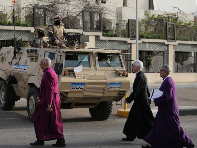 Папа Римский в Каире: визит на фоне чрезвычайных мер безопасности