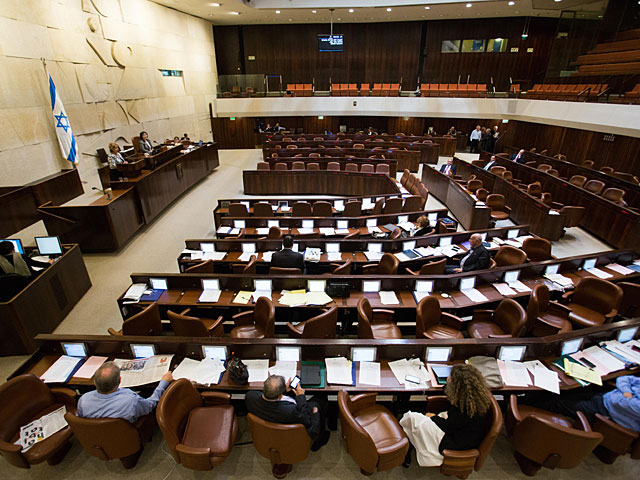 Министры рассмотрят проект "закона о субботе", представленный коалицией и оппозицией