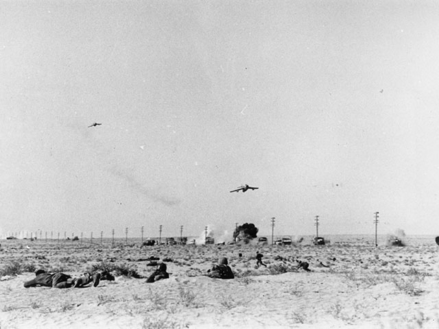 Атака египетских ВВС над Суэцким каналом. 1967 год   