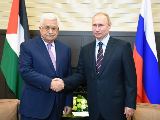 Председатель ПНА Махмуд Аббас и президент РФ Владимир Путин