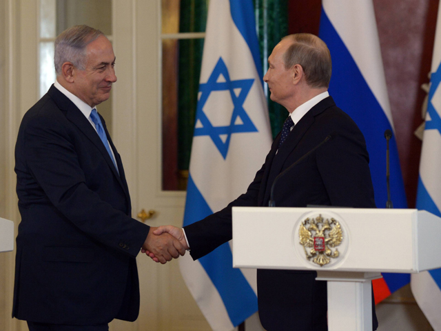 Премьер-министр Израиля Биньямин Нетаниягу и президент РФ Владимир Путин