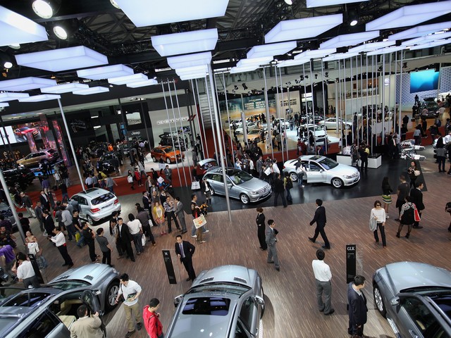 В Шанхае открылась Международная выставка автомобильной индустрии