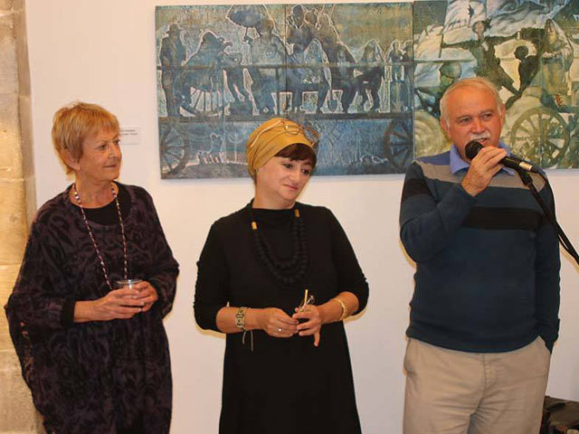 Марина Генкина, Марина Шелест и Ицхак Вайс на открытии выставки