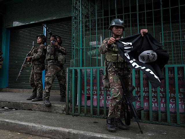 Стрельба в туристическом комплексе в Маниле: десятки раненых    