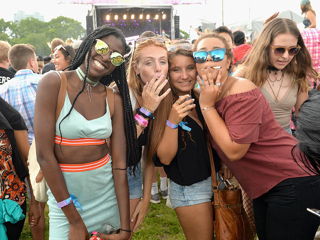 Фестиваль Governors Ball в Нью-Йорке: музыка и стриптиз на сцене
