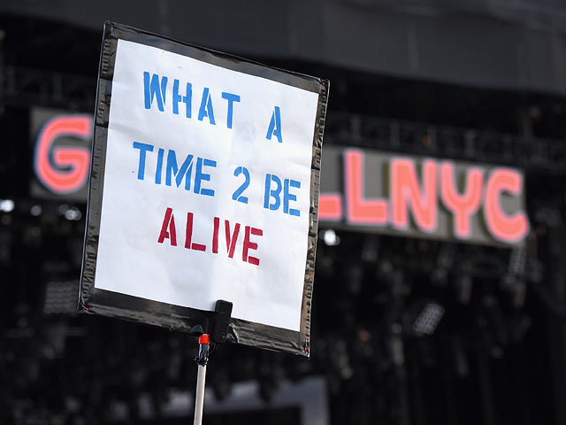 Фестиваль Governors Ball в Нью-Йорке: музыка и стриптиз на сцене