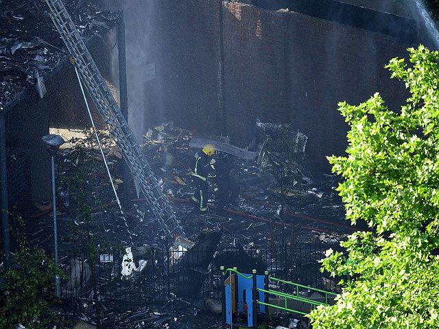 Пожар в 120-квартирном доме Grenfell Tower