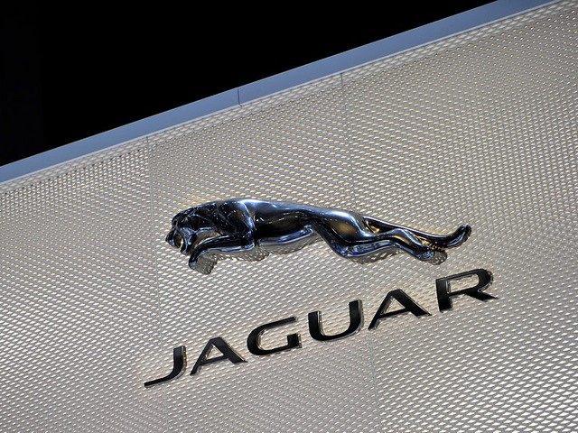 Бренд Jaguar возвращается в Израиль: седаны, родстер и "Всемирный автомобиль года 2017"