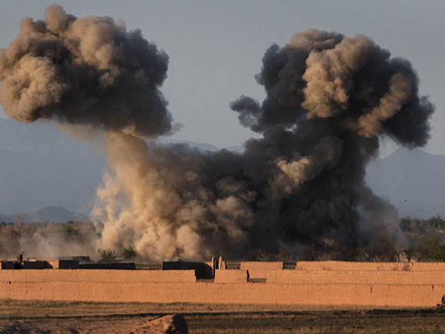 Минобороны РФ: российская авиация уничтожила в Сирии двух командиров и 180 боевиков ИГ