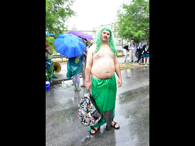 Русалки и посейдоны Нью-Йорка: фоторепортаж с карнавала Mermaid Parade