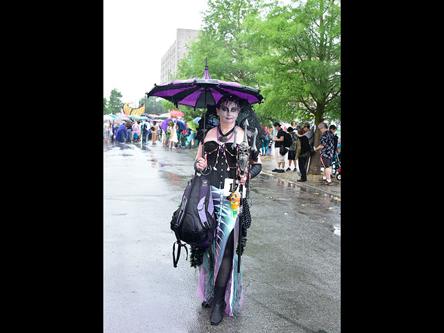 Русалки и посейдоны Нью-Йорка: фоторепортаж с карнавала Mermaid Parade