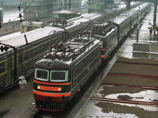 На Курском вокзале в Москве столкнулись два поезда