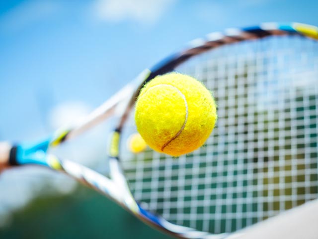 Израильский теннисист вышел в полуфинал турнира в Фергане