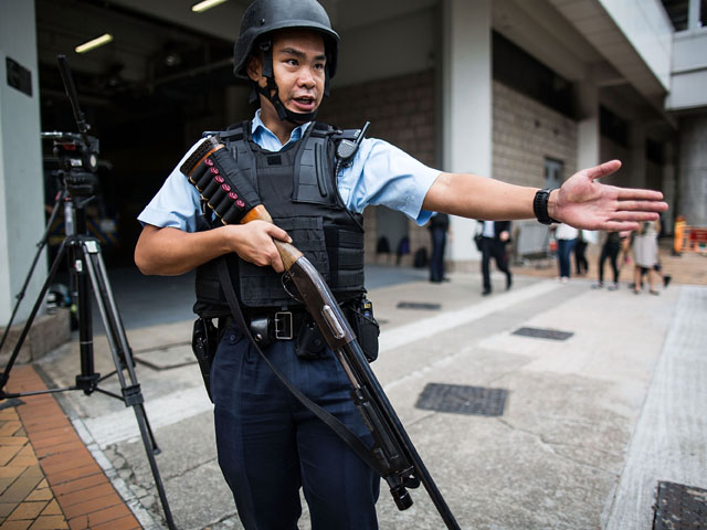 20-летие возвращения Гонконга Китаю отмечено стычками демонстрантов с полицией