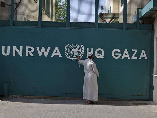 Жители Газы, оставшиеся бездомными после "Нерушимой скалы", получили помощь UNRWA  