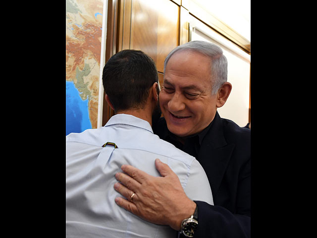 Биньямин Нетаниягу  и Зив на встрече в Иерусалиме. 25 июля 2017 года