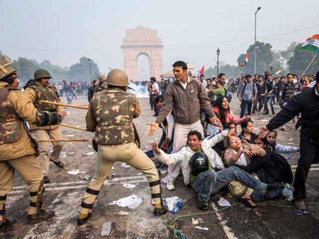 Разгон демонстрации в Дели 