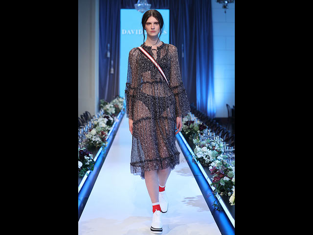 David Jones: дефиле с поцелуями и королевой красоты