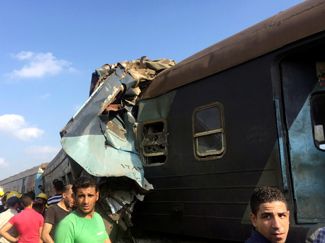 Жертвами столкновения двух поездов в Египте стали более двадцати человек