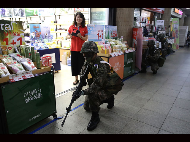 Антитеррористические учения в Сеуле: готовность номер 1 к химической атаке