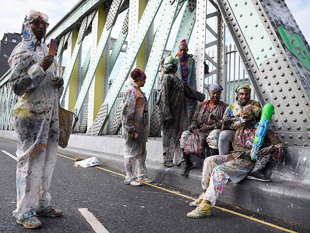 Ноттинг-Хиллский карнавал в красках
