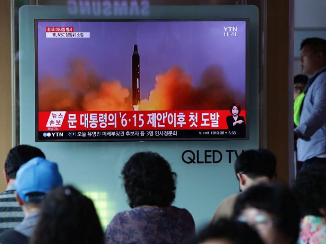 Армия КНДР запустила баллистическую ракету, которая пролетела над Японией