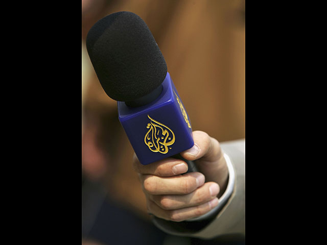 Правительственное пресс-бюро заморозило отмену аккредитации корреспондента "Аль-Джазиры"  