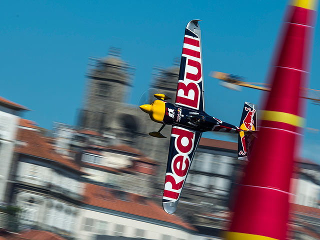 Чемпионат мира по аэробатике Red Bull Air Race