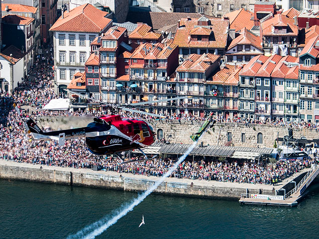 Чемпионат мира по аэробатике Red Bull Air Race