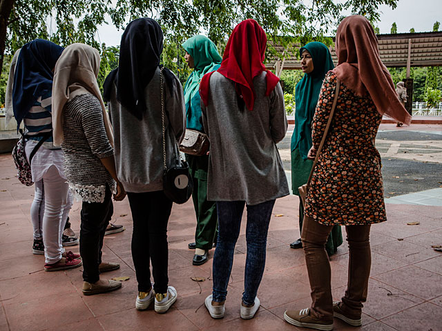 Десятки австралийских школьниц-мусульманок насильно выданы замуж в последние два года    
