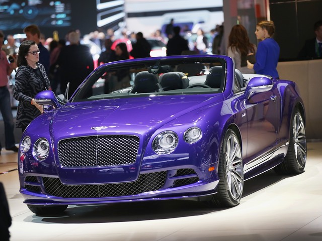 Наибольшая доля люксовых авто приходится на марку Bentley