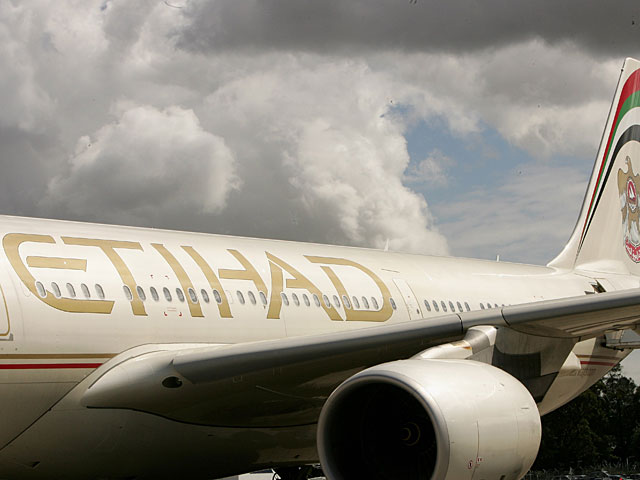 Трагедия в воздухе: пилот Etihad Airways умер за штурвалом самолета    