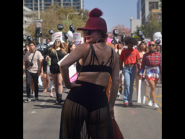 "Марш шлюх" в Лос-Анджелесе: за сексуальную свободу без домогательств