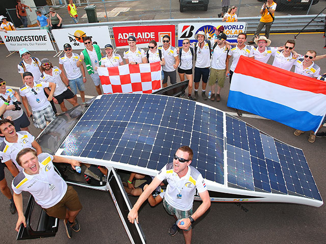 World Solar Challenge: на электромобиле через всю Австралию