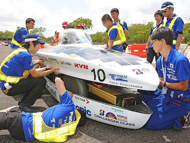 World Solar Challenge: на электромобиле через всю Австралию