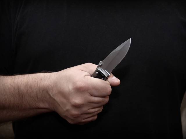 В Негеве ударили ножом 16-летнего подростка