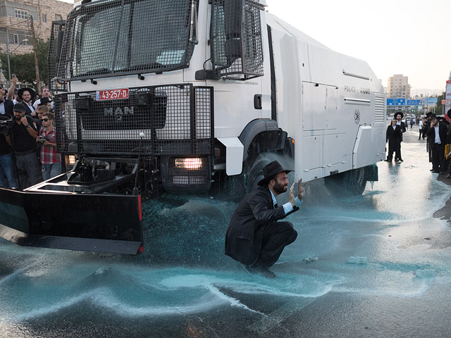 Агрессивная акция протеста "харедим" в Иерусалиме