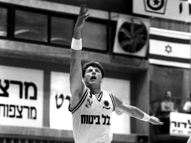 Величайший израильский баскетболист Мики Беркович включен в Зал славы ФИБА