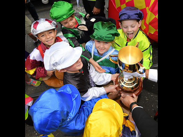 Cup Day в Мельбурне: праздник для любители скачек