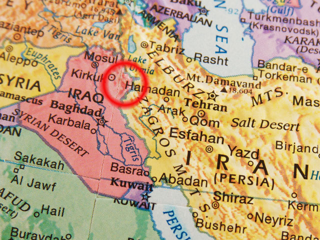 Жертвами землетрясения на границе Ирана и Ирака стали более 330 человек